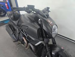 2013 DUCATI DIAVEL Black
