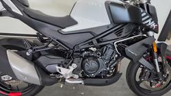 2024 CFMOTO 450 NK NEBULA WHITE