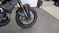 2024 CFMOTO 450 NK NEBULA WHITE