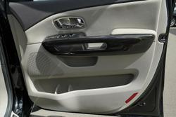 2015 Kia Carnival Platinum