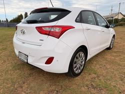 2015 Hyundai
                i30 Active