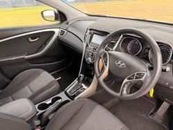2015 Hyundai
                i30 Active