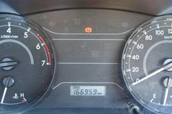 2016 Toyota Hilux Workmate TGN121R 4x2 Glacier White