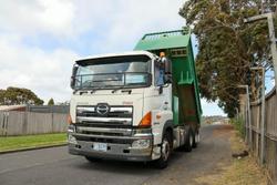 2016 Hino 700 Series Fs 2848 White