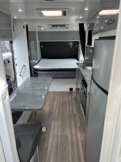 2017 Safari Caravans Legacy 226 Family Van