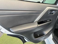 2023 Mitsubishi Pajero Sport GLS