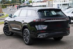 2025 Jaecoo J8 Track