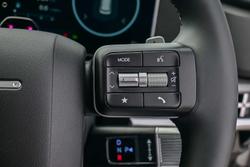 2025 Hyundai
Santa Fe Hybrid