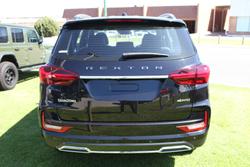 2023 SsangYong Rexton Adventure