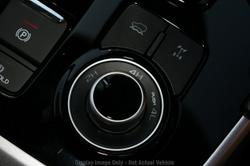 2025 Isuzu
MU-X LS-T