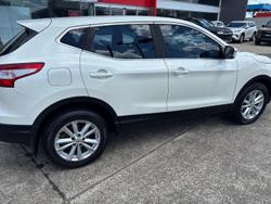 2015 Nissan QASHQAI ST