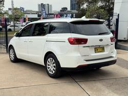 2020 Kia
                Carnival S