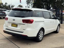 2020 Kia
                Carnival S