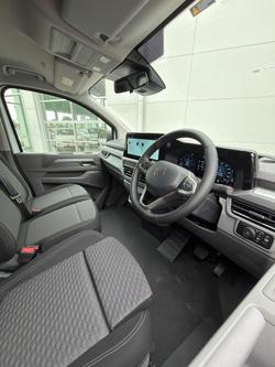 2025 Volkswagen Transporter TDI390