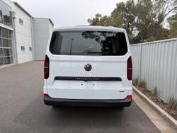 2025 Volkswagen Transporter TDI390