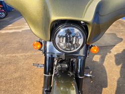 2017 HARLEY-DAVIDSON FLHRXS ROAD KING SPECIAL Green