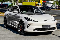2025 MG IM6 Performance