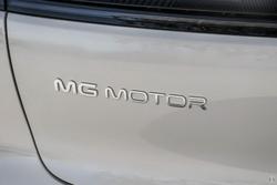 2025 MG IM6 Performance