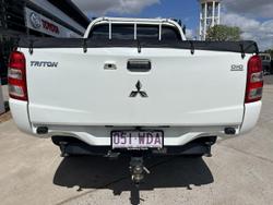 2015 Mitsubishi Triton GLX MQ MY16 4X4 Dual Range White