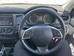 2015 Mitsubishi Triton GLX MQ MY16 4X4 Dual Range White