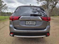 2018 Mitsubishi Outlander ES ADAS
