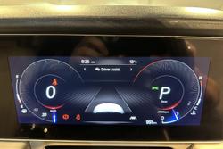 2024 Mahindra XUV700 AX7