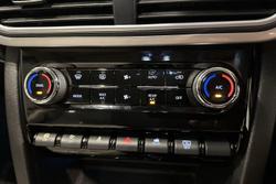 2024 Mahindra XUV700 AX7