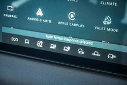 2022 Land Rover Defender 110 D300 SE