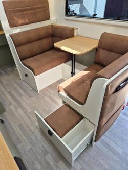 2025 New Age Caravans Manta Ray Mr16e Expedition My25 Full Offroad