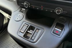 2025 Peugeot Partner Pro