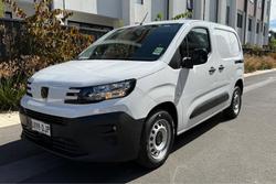 2025 Peugeot Partner Pro