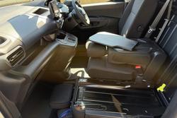 2025 Peugeot Partner Pro