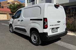 2025 Peugeot Partner Pro