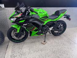 2024 Kawasaki NINJA 650L GREEN