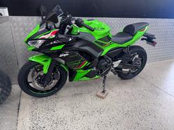 2024 Kawasaki NINJA 650L GREEN