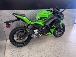 2024 Kawasaki NINJA 650L GREEN
