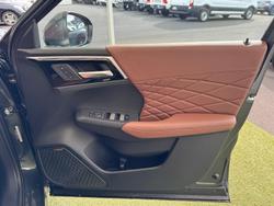 2025 Mitsubishi
                Outlander Exceed Tourer