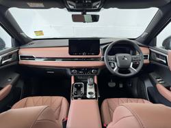 2025 Mitsubishi
                Outlander Exceed Tourer