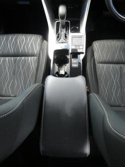 2020 Mitsubishi
Eclipse Cross LS