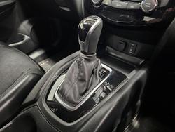 2020 Nissan X-TRAIL ST-L