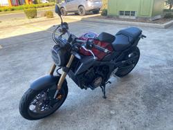 2023 Honda CB650R Red