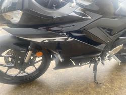 2024 Yamaha YZF-R3 Black