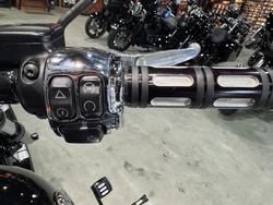 2016 Harley-davidson FXSB SOFTAIL BREAKOUT Black