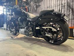 2016 Harley-davidson FXSB SOFTAIL BREAKOUT Black