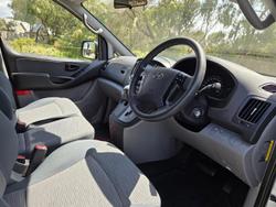 2017 Hyundai iLoad TQ3-V Series II MY17 Creamy White