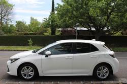 2018 Toyota Corolla Ascent Sport MZEA12R Glacier White