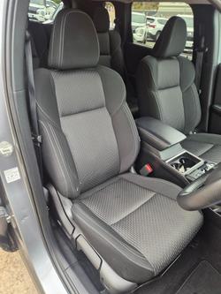 2023 Mitsubishi
Outlander LS