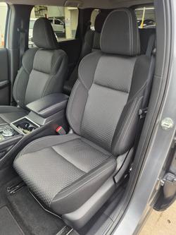 2023 Mitsubishi
Outlander LS