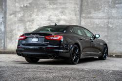 2018 Maserati Quattroporte GTS GranSport Nerissimo Edition