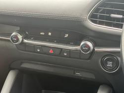 2021 Mazda 3 G25 Evolve